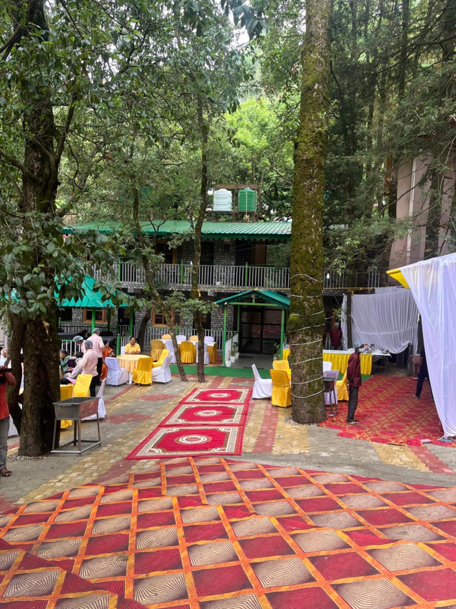 Cedar Woods Resort By Heyan Hotels ナイニタール エクステリア 写真