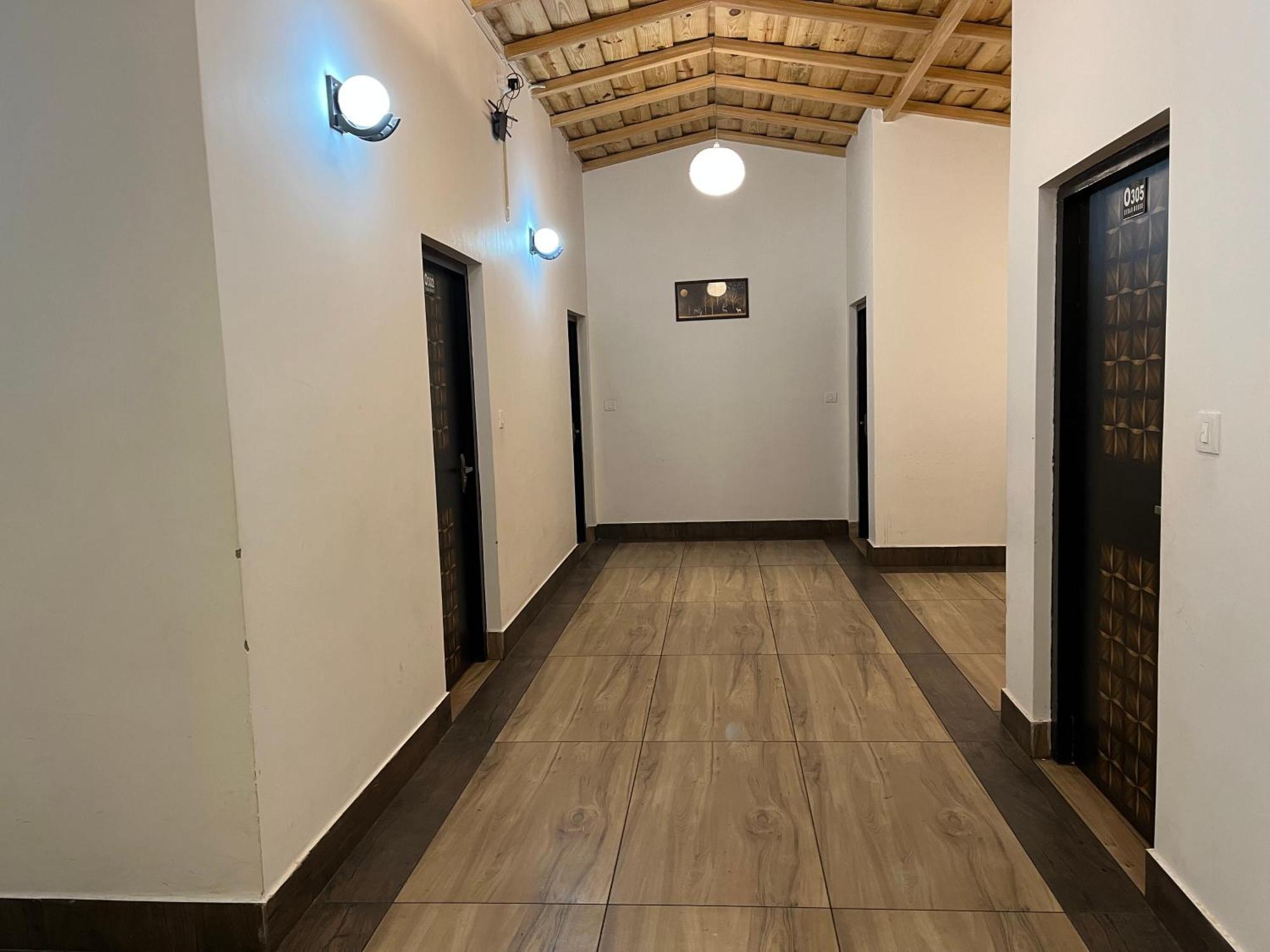 Cedar Woods Resort By Heyan Hotels ナイニタール エクステリア 写真