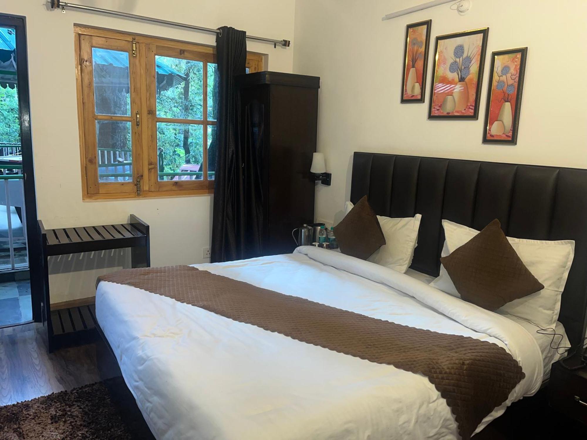 Cedar Woods Resort By Heyan Hotels ナイニタール エクステリア 写真